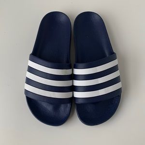 Adidas slides, mens 9